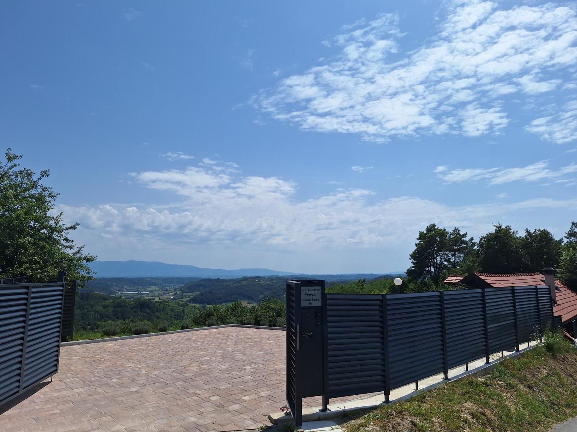 Villa Kuca Za Odmor Freya à Krapinske Toplice Extérieur photo